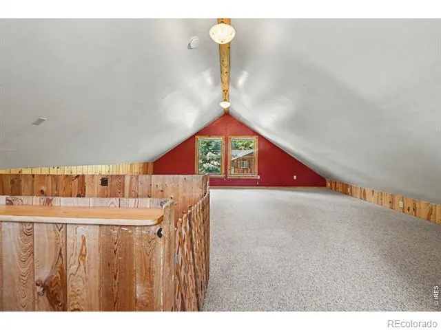 19 Pipers Canyon Rd Road Glen Haven, CO 80532