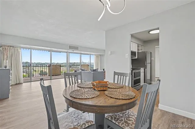 411 Lakewood Circle #A906 Colorado Springs, CO 80910