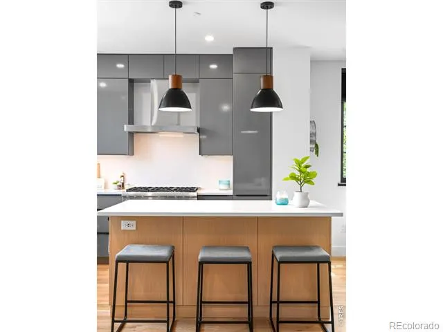 2126 Pearl Street #C Boulder, CO 80302