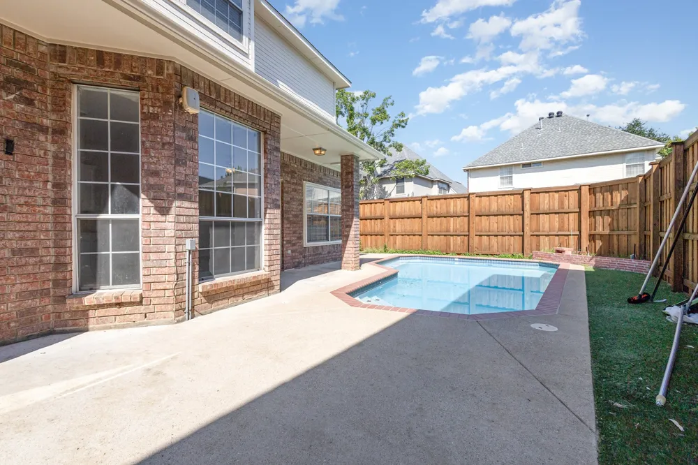 906 Beau Drive Coppell, TX 75019