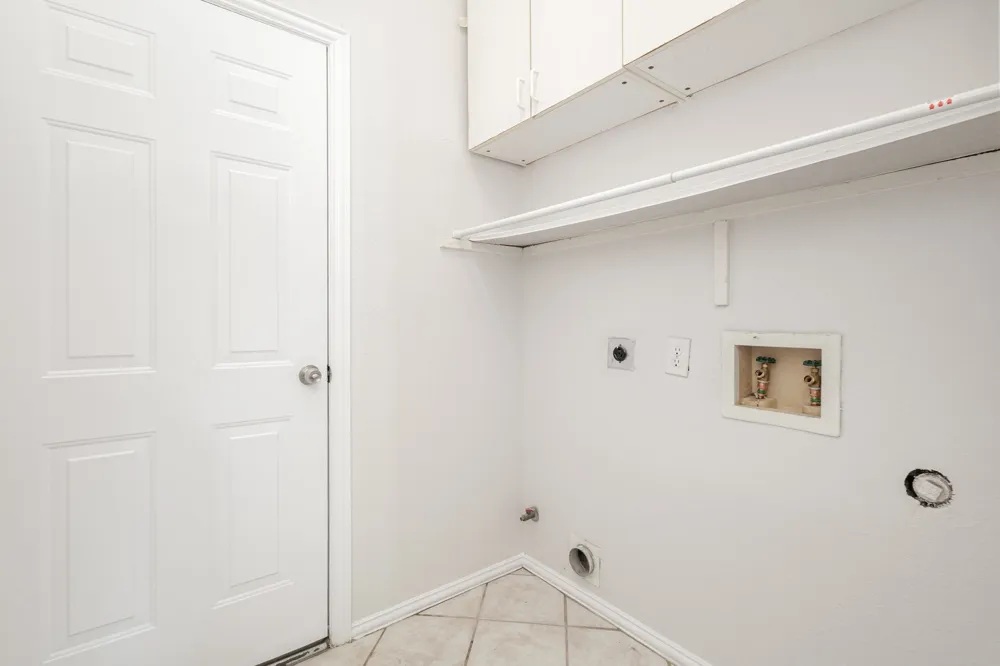 906 Beau Drive Coppell, TX 75019