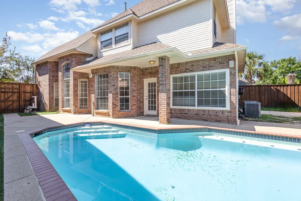 906 Beau Drive Coppell, TX 75019