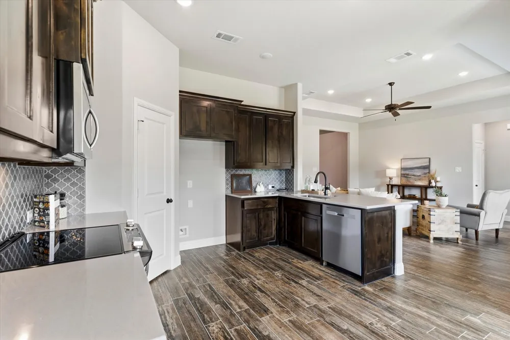 2106 Briarwood Drive Bridgeport, TX 76426
