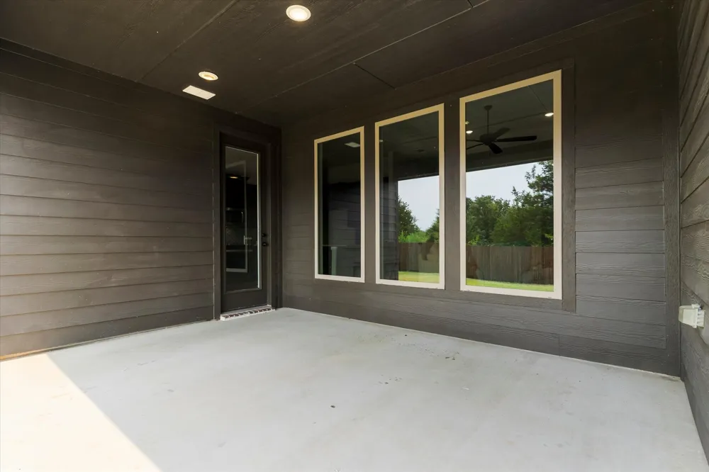 2106 Briarwood Drive Bridgeport, TX 76426