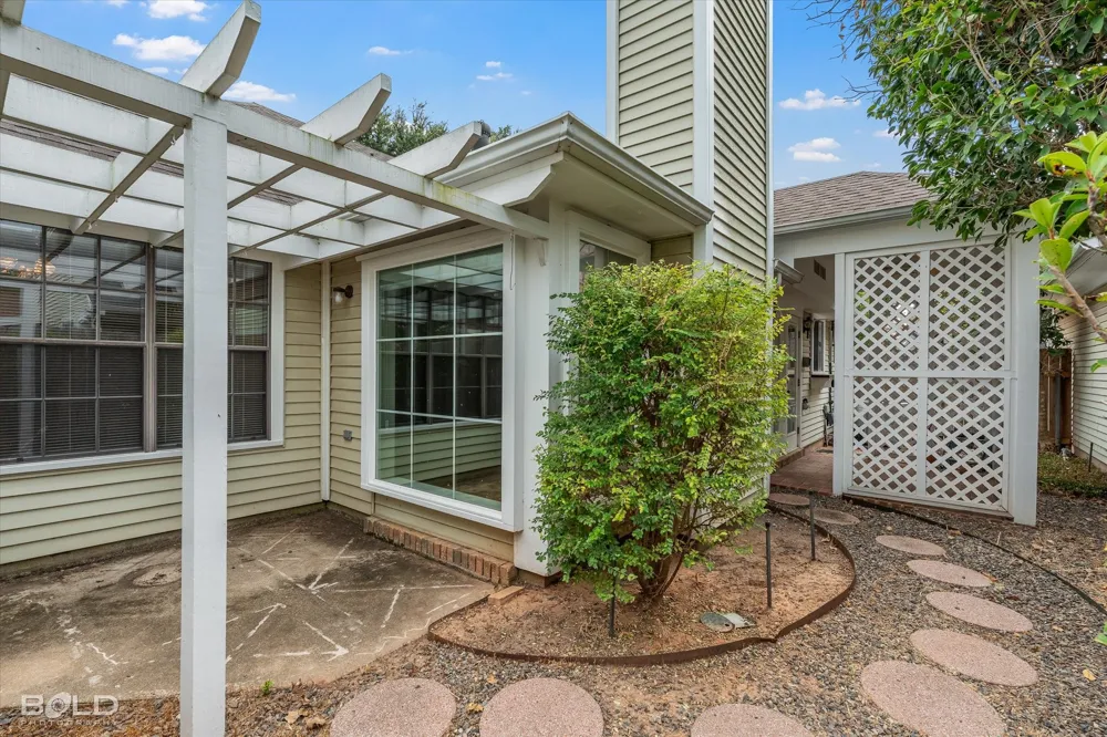 71 Colony Bend Shreveport, LA 71115