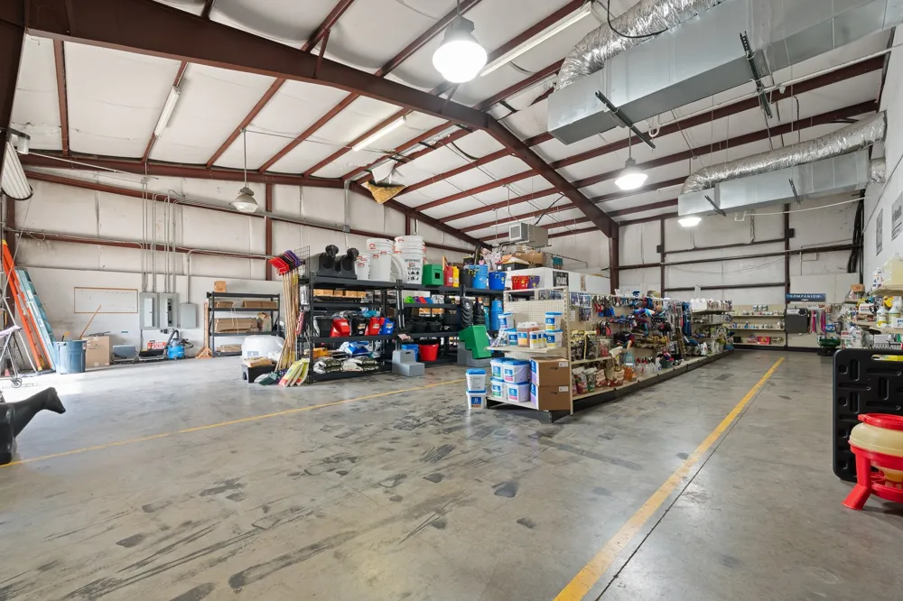 6100 S Interstate 35W W Alvarado, TX 76009