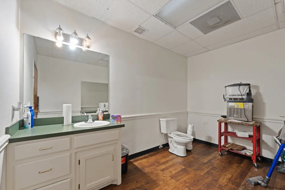 6100 S Interstate 35W W Alvarado, TX 76009