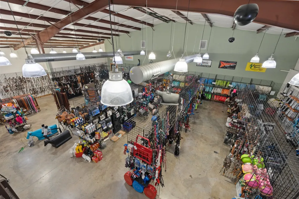 6100 S Interstate 35W W Alvarado, TX 76009