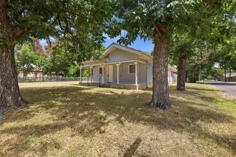1415 Stanwood Avenue