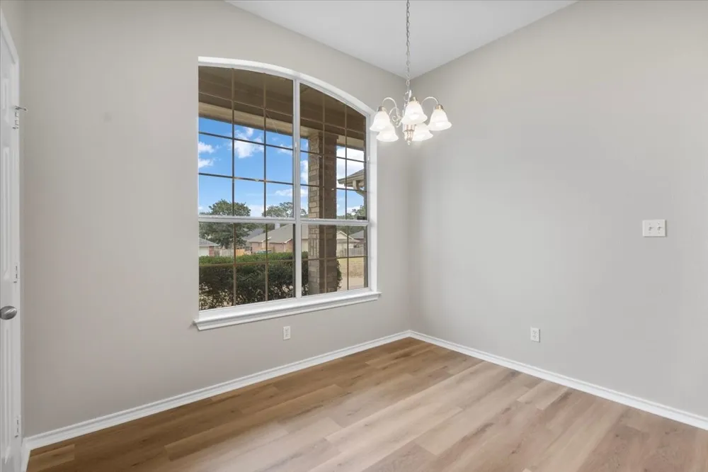 386 Molly Lane Lindale, TX 75771
