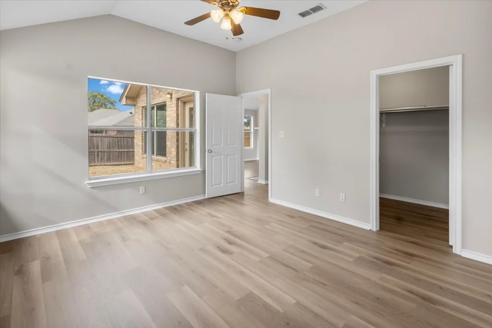 386 Molly Lane Lindale, TX 75771