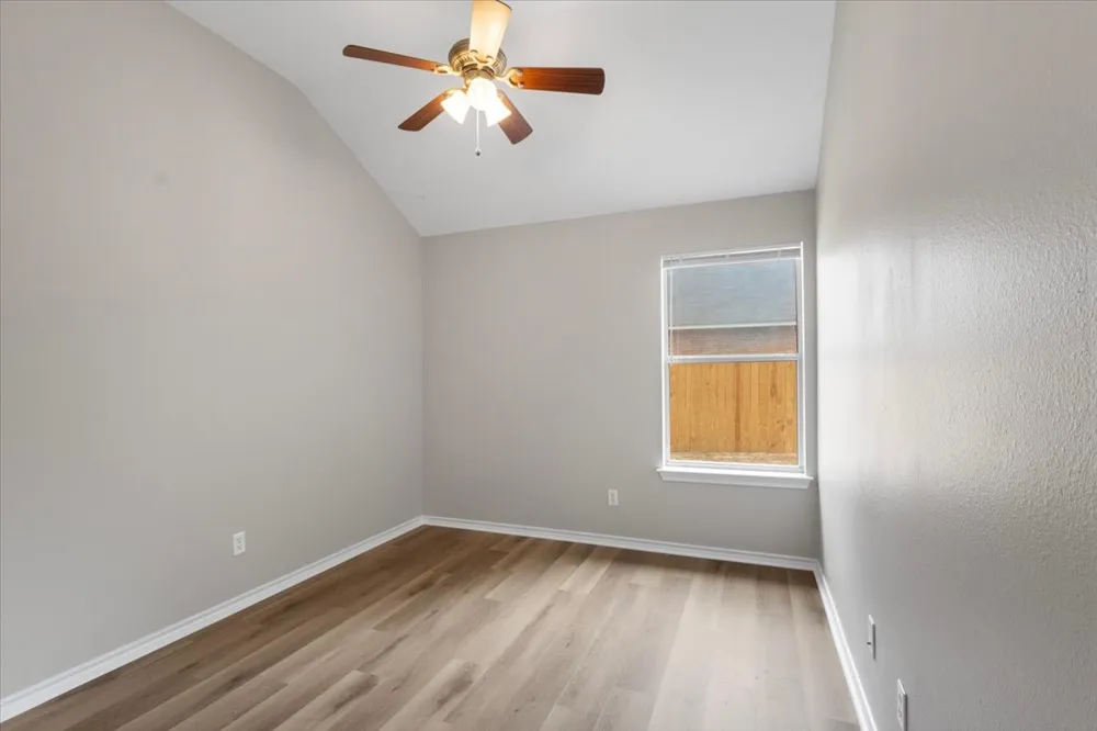386 Molly Lane Lindale, TX 75771