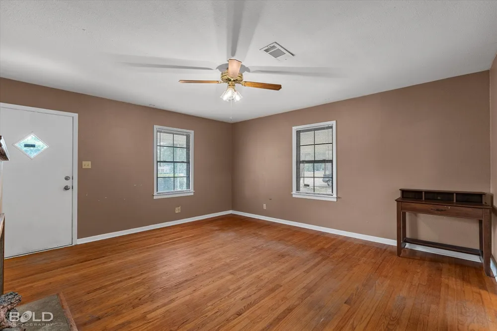 10912 Buncomb Road Bethany, LA 71007