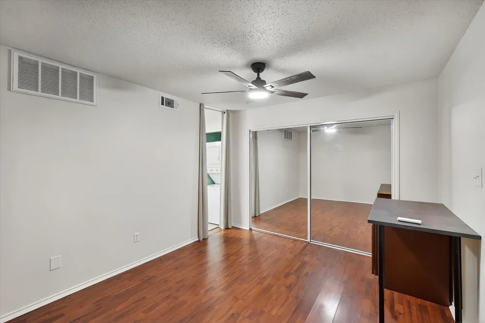 2300 Bamboo Drive #N102 Arlington, TX 76006