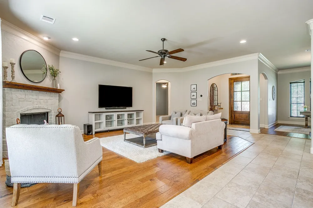 7259 Oak Creeks Court Fort Worth, TX 76135