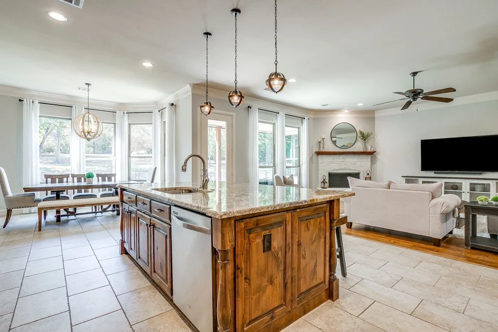 7259 Oak Creeks Court Fort Worth, TX 76135