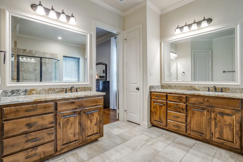 7259 Oak Creeks Court Fort Worth, TX 76135