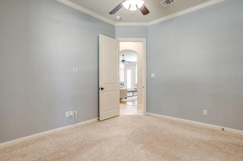 7259 Oak Creeks Court Fort Worth, TX 76135