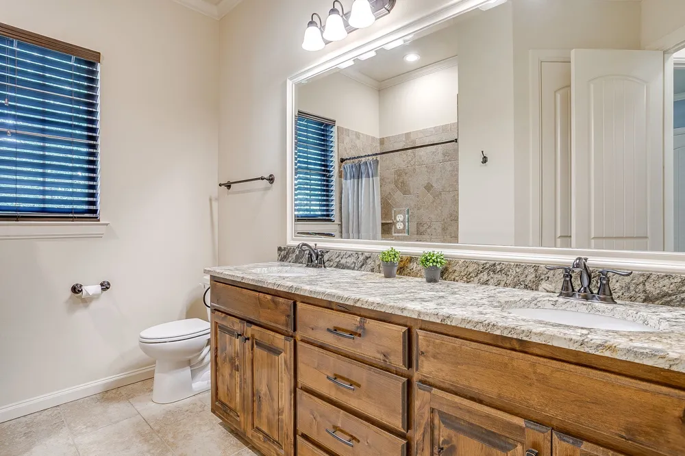 7259 Oak Creeks Court Fort Worth, TX 76135
