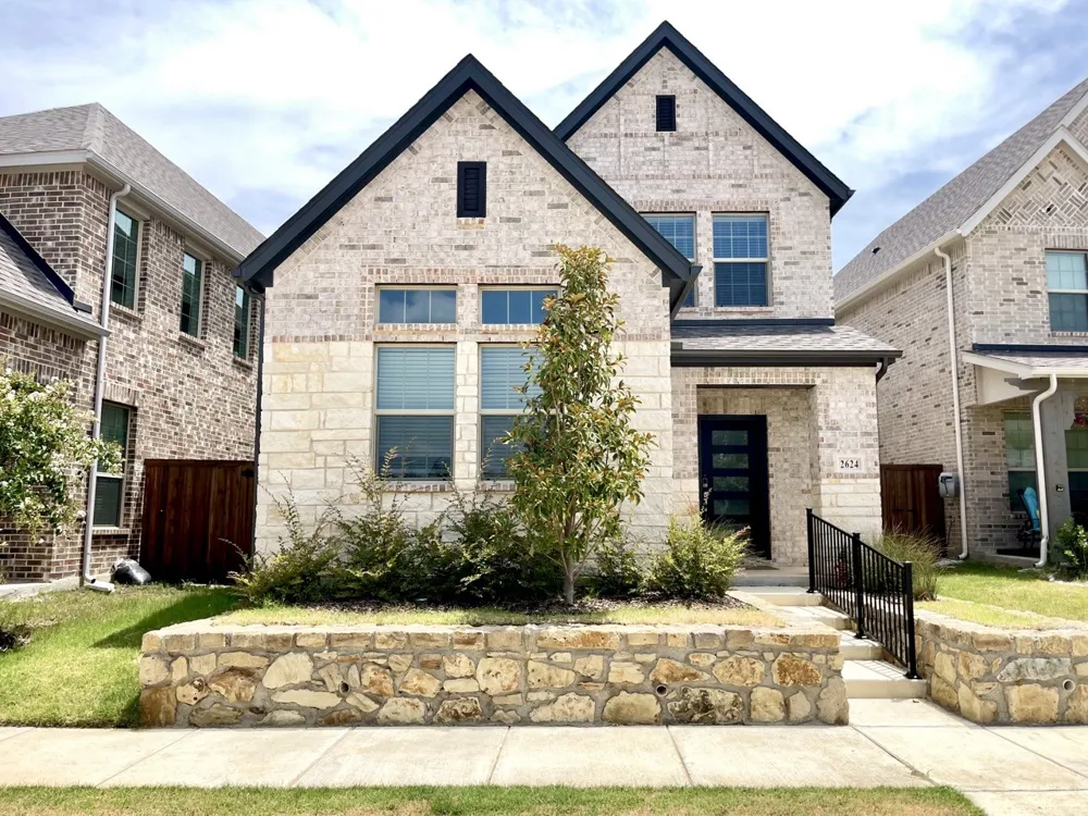 2624 Wellington Lane Corinth, TX 76210