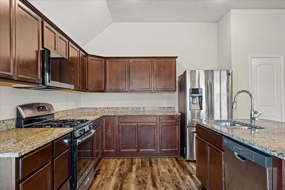 1007 Trellis Pass Brenham, TX 77833