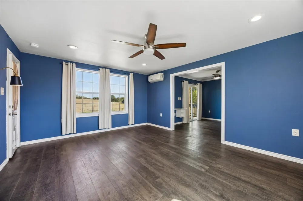 10559 Fm 109 Industry, TX 78944