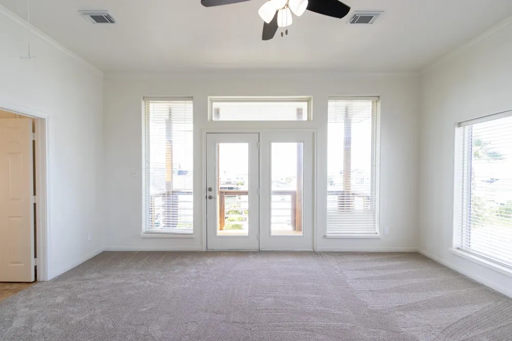 1414 Lotus Drive Tiki Island, TX 77554