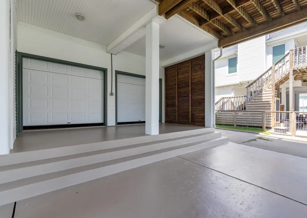 1414 Lotus Drive Tiki Island, TX 77554