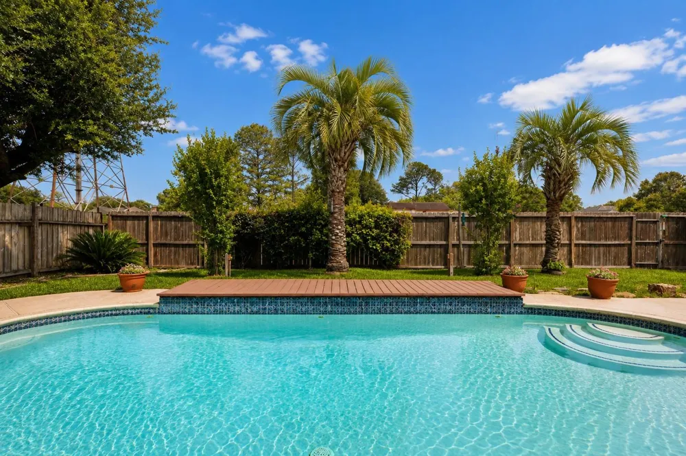 2326 Ashmont Drive Missouri City, TX 77489