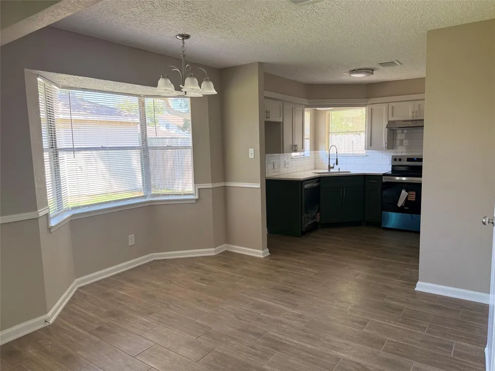 4210 Steep Rock Drive Pasadena, TX 77504