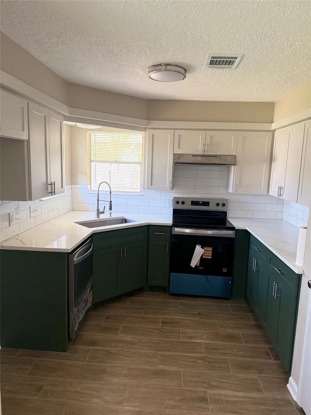 4210 Steep Rock Drive Pasadena, TX 77504