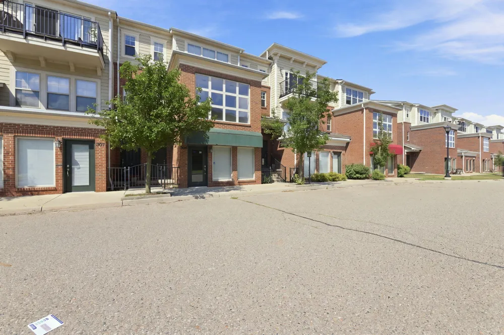 309 Legato Drive Walled Lake, MI 48390