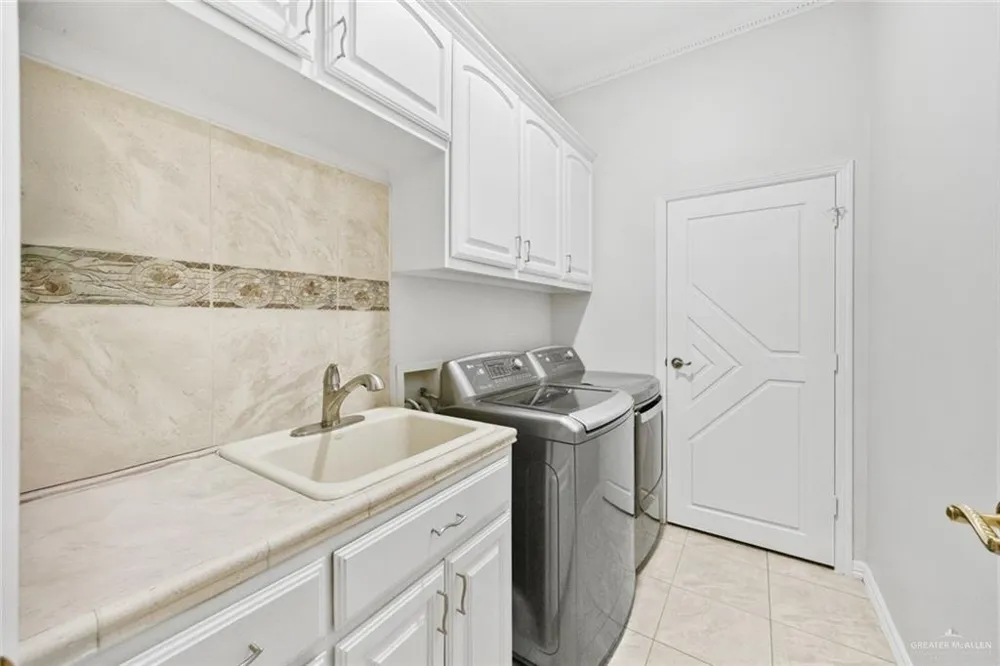 800 E Mile 3 Road Mission, TX 78573
