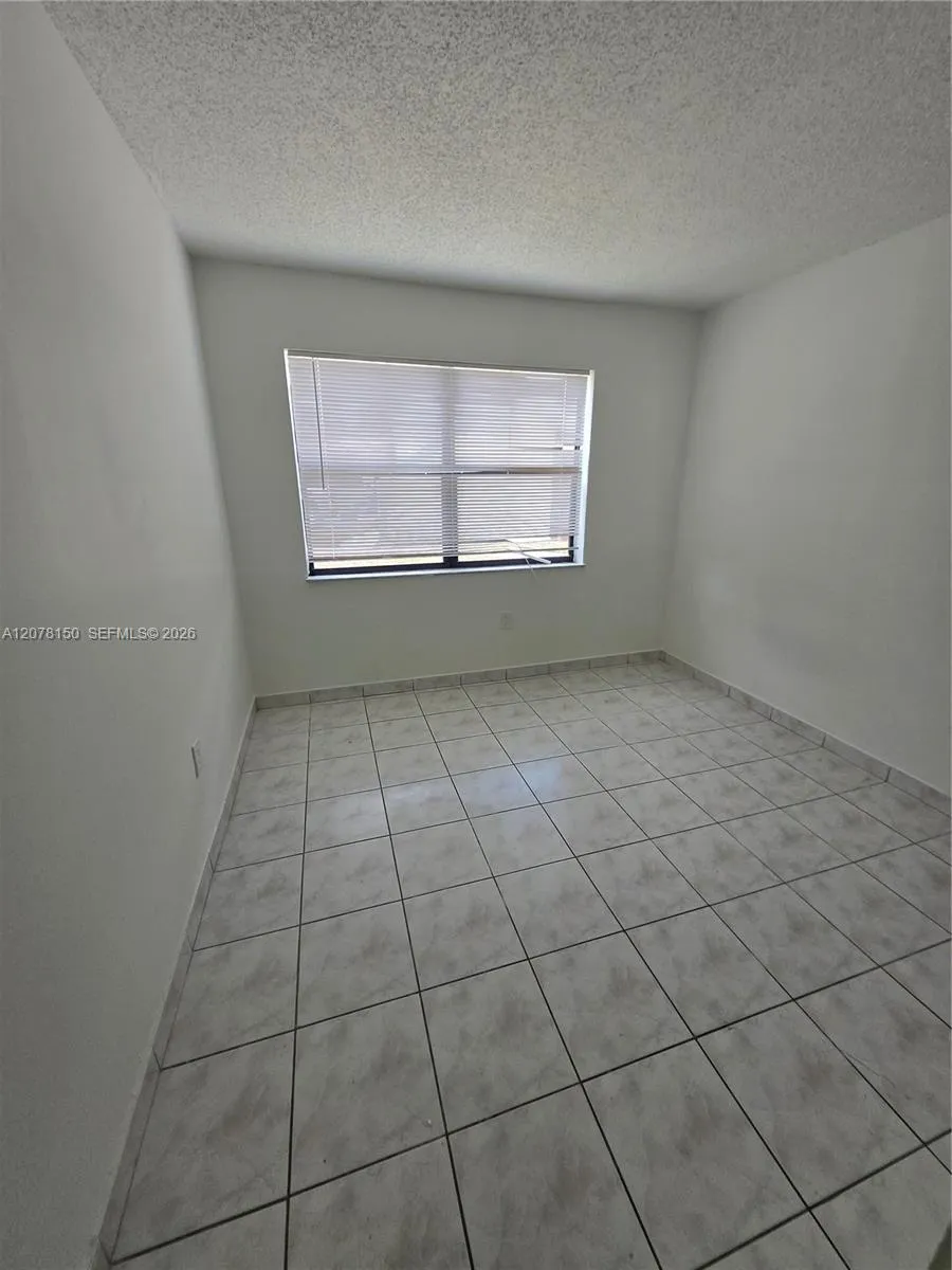 14835 SW 80th St #104-6 Miami, FL 33193