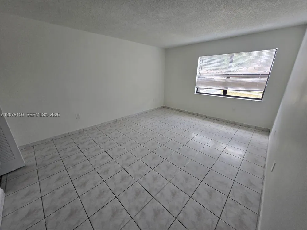 14835 SW 80th St #104-6 Miami, FL 33193