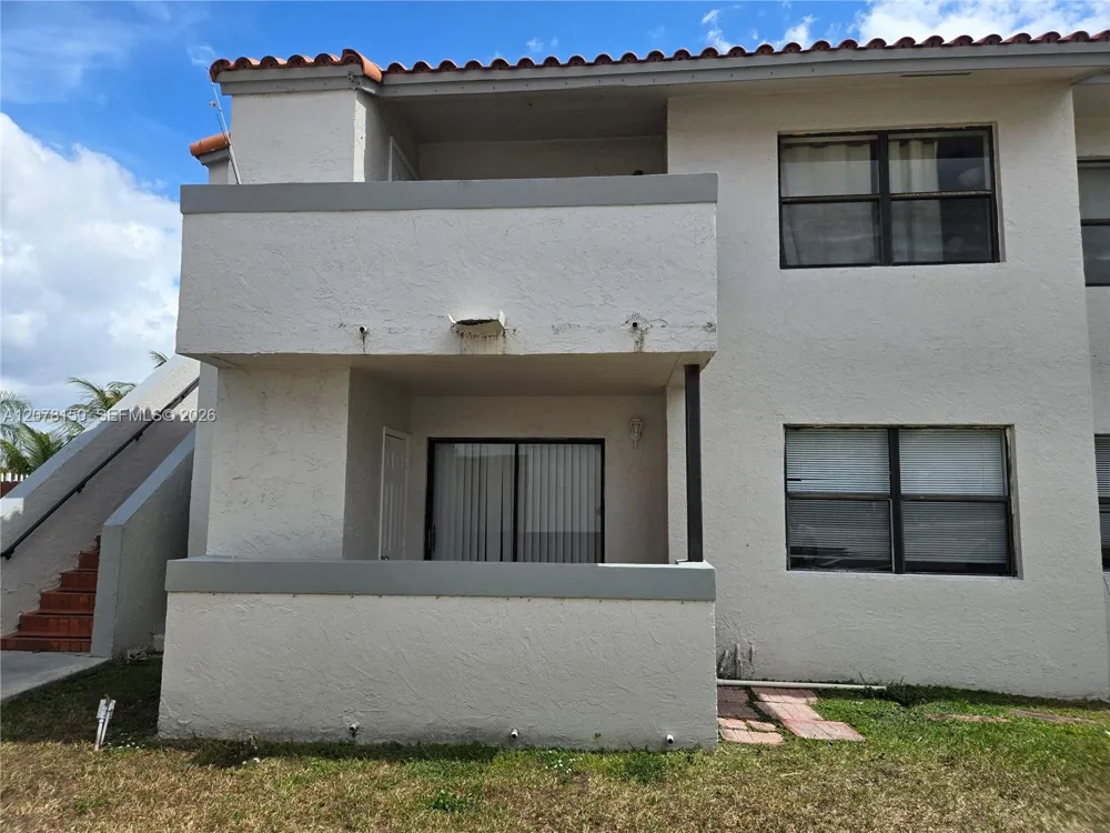 14835 SW 80th St #104-6 Miami, FL 33193