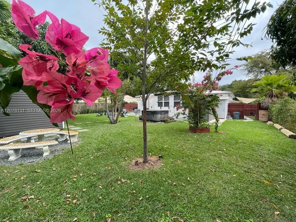 1545 NE 138th St North Miami, FL 33161