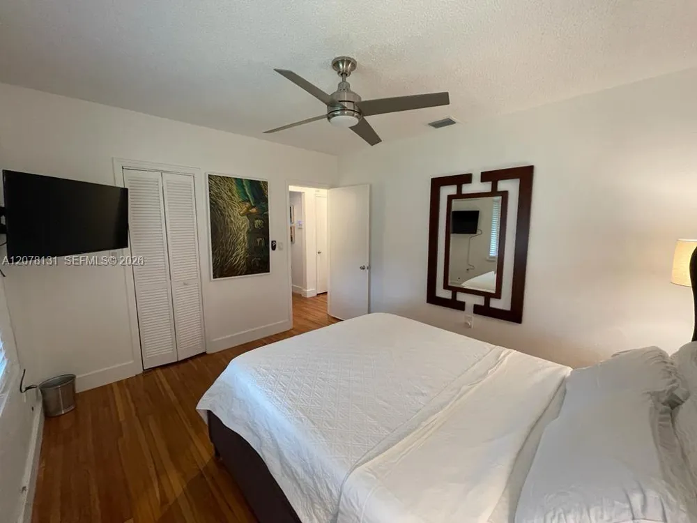1545 NE 138th St North Miami, FL 33161