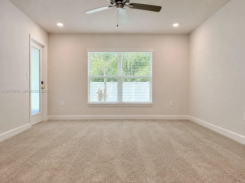 8308 Amalfi Cir Fort Pierce, FL 34951