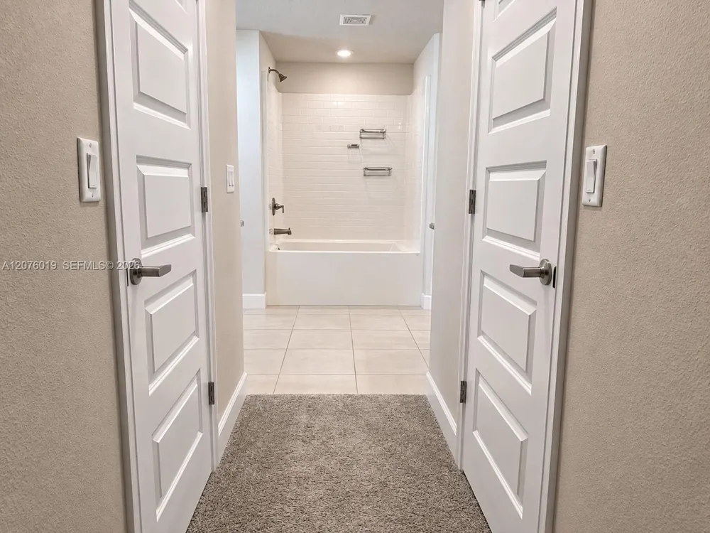 8308 Amalfi Cir Fort Pierce, FL 34951
