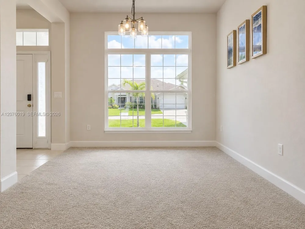 8308 Amalfi Cir Fort Pierce, FL 34951