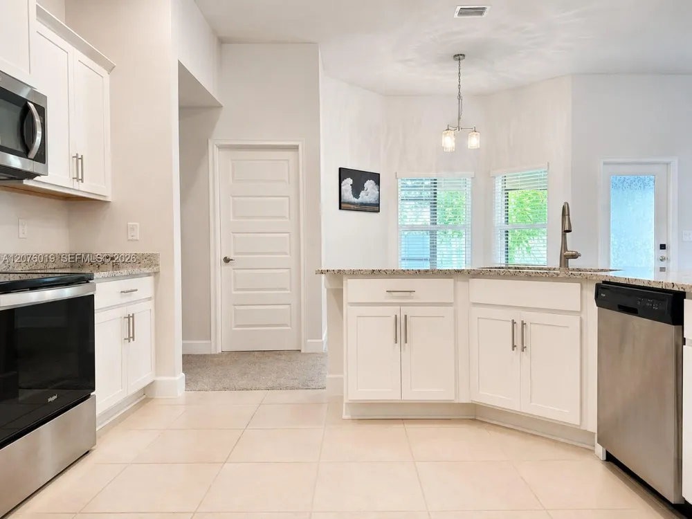 8308 Amalfi Cir Fort Pierce, FL 34951
