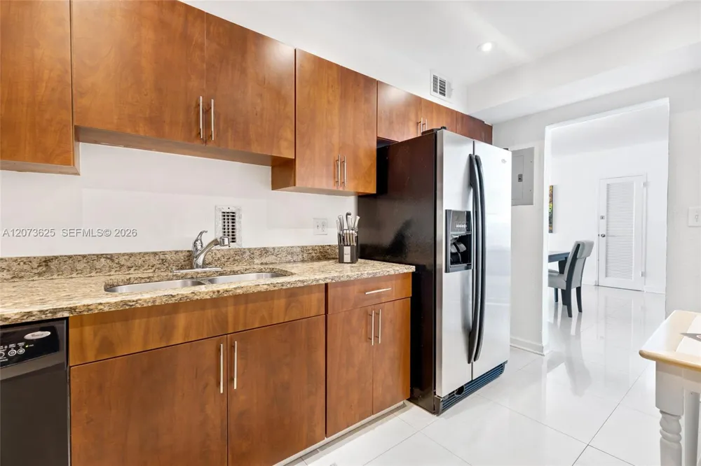 4001 S Ocean Dr #15P Hollywood, FL 33019