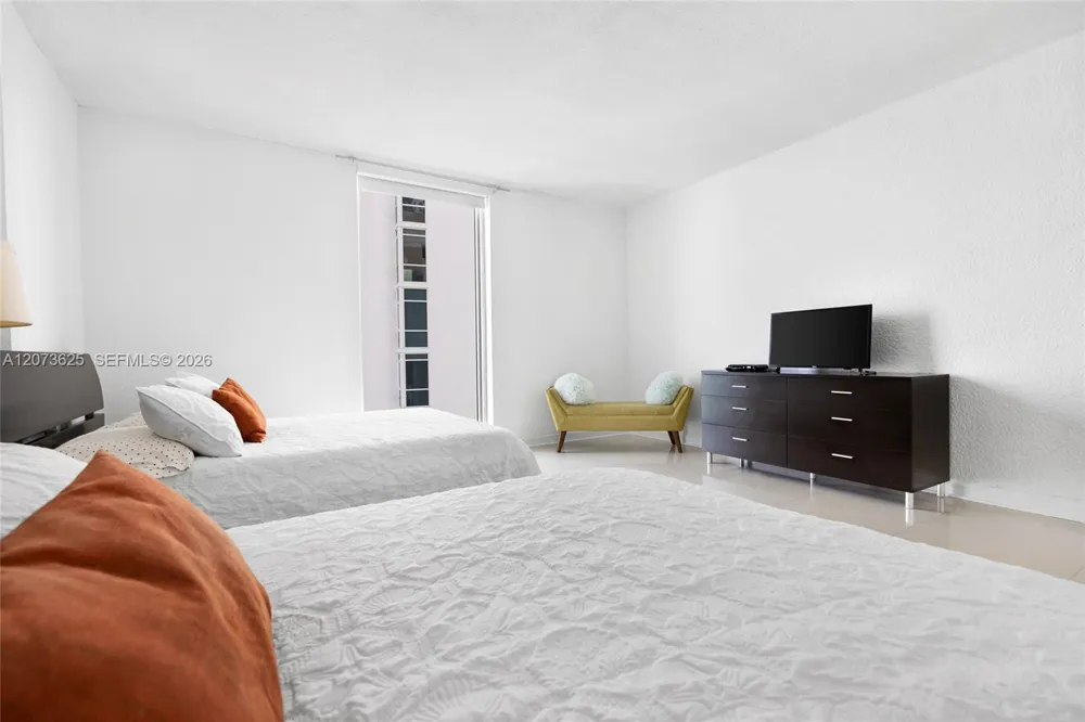 4001 S Ocean Dr #15P Hollywood, FL 33019