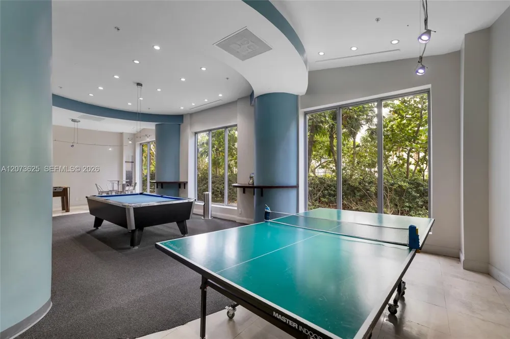 4001 S Ocean Dr #15P Hollywood, FL 33019