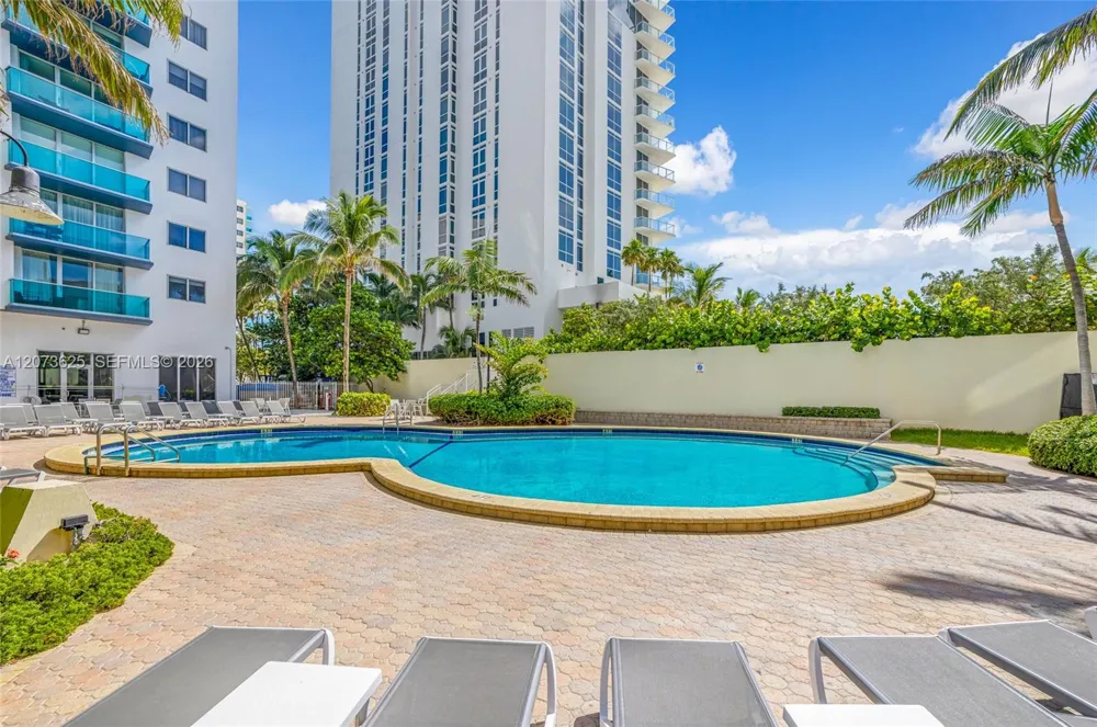 4001 S Ocean Dr #15P Hollywood, FL 33019
