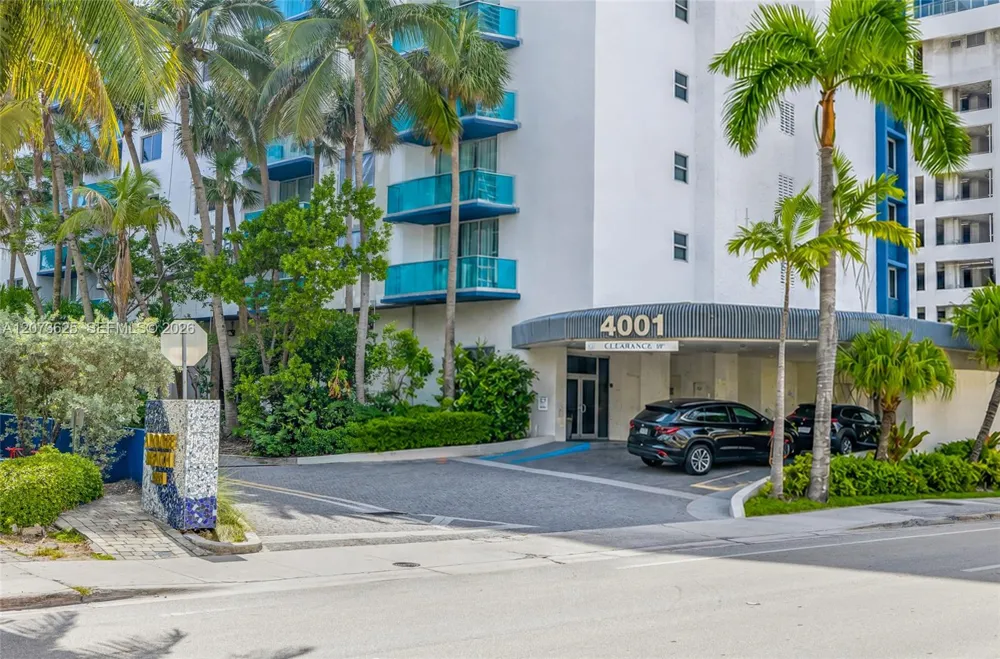4001 S Ocean Dr #15P Hollywood, FL 33019