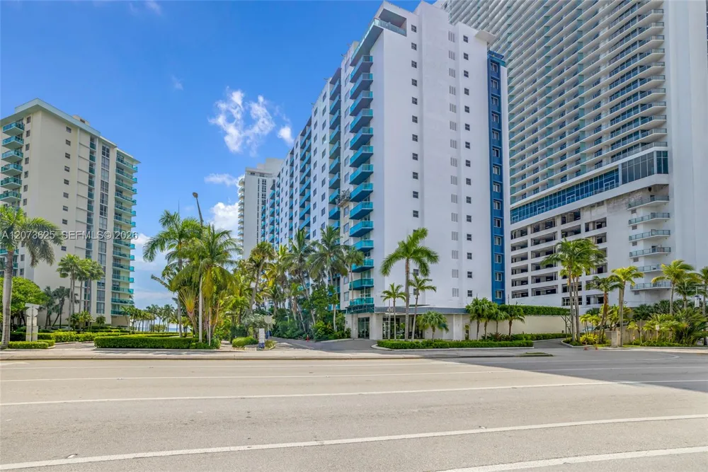 4001 S Ocean Dr #15P Hollywood, FL 33019