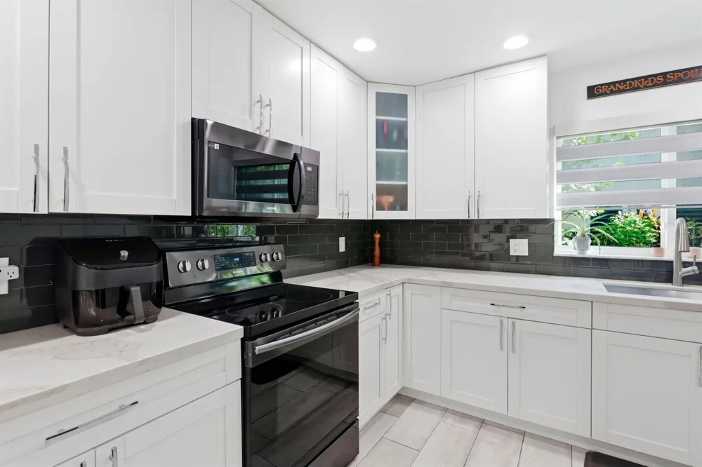 21680 Tall Palm Circle #12-B Boca Raton, FL 33433