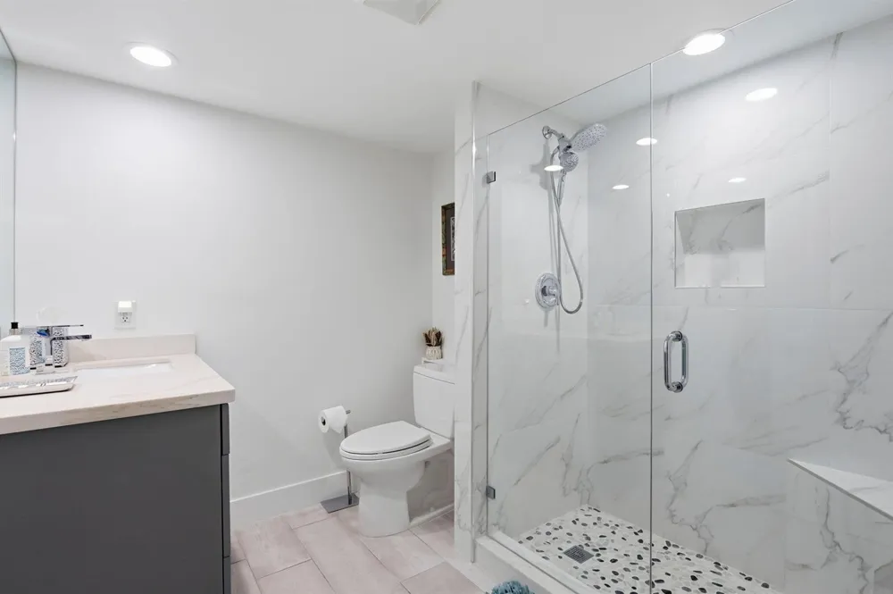 21680 Tall Palm Circle #12-B Boca Raton, FL 33433